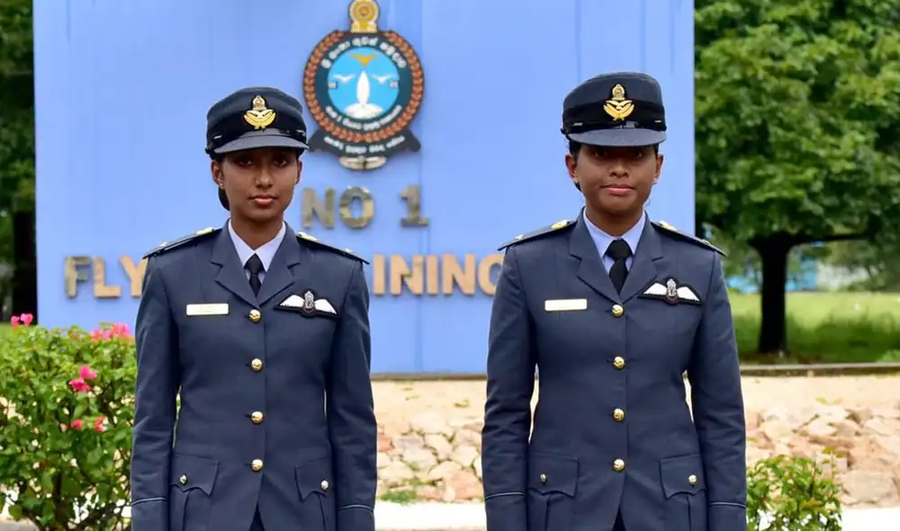 mujeres pilotos en Sri Lanka