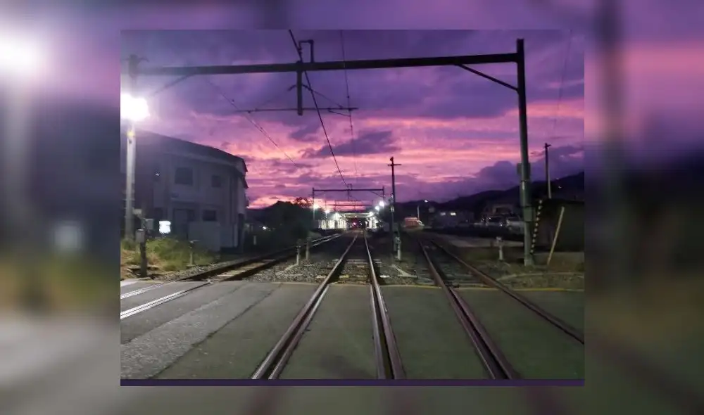 Cielo púrpura Cielo púrpura