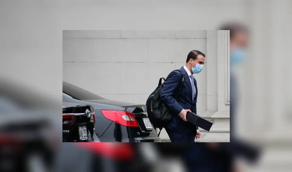 Martín Ruggiero, de 32 años y sin trabajo previo en el sector público, fue designado ministro de Trabajo por el presidente Martín Vizcarra. Pedro Cateriano lo recomendó. Foto: Antonio Melgarejo / La República. Martín Ruggiero, de 32 años y sin trabajo previo en el sector público, fue designado ministro de Trabajo por el presidente Martín Vizcarra. Pedro Cateriano lo recomendó. Foto: Antonio Melgarejo / La República.