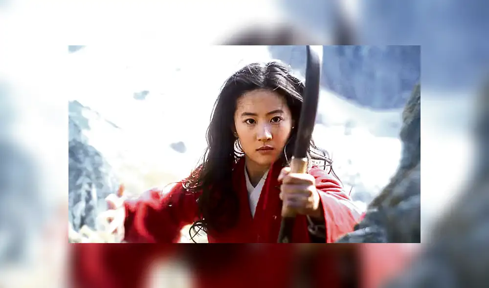Protagonista. Liu Yifei es Mulán.