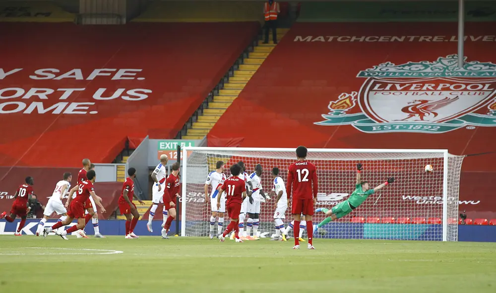 Alexander-Arnold puso el primero para Liverpool de tiro libre. Foto: @LFC Alexander-Arnold puso el primero para Liverpool de tiro libre. Foto: @LFC