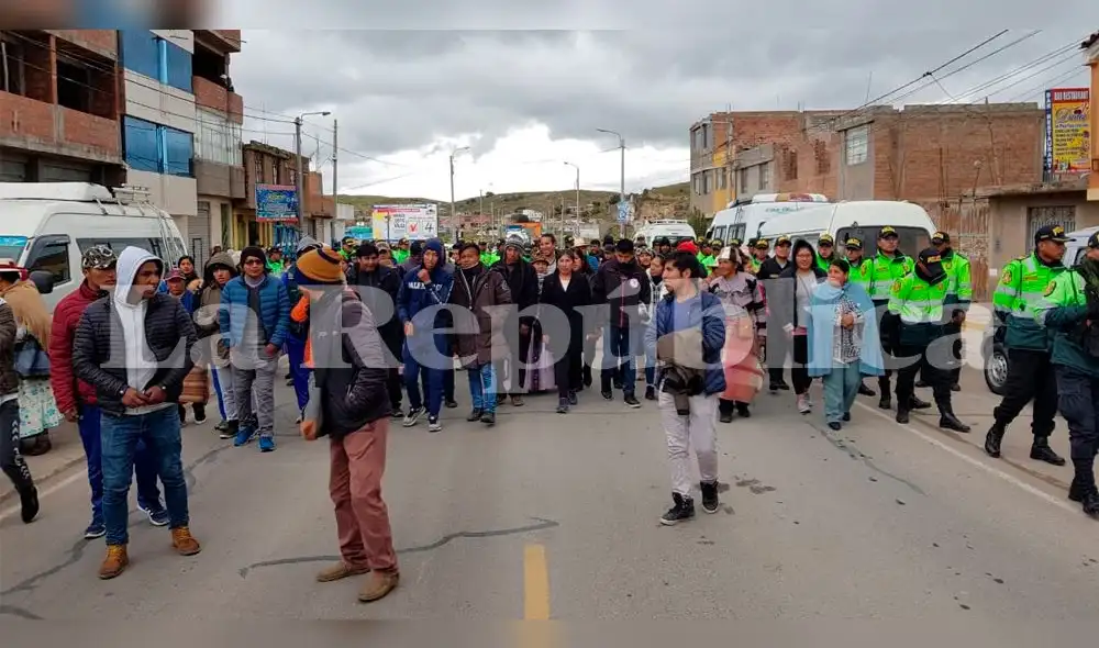 Paro en Puno. Paro en Puno.
