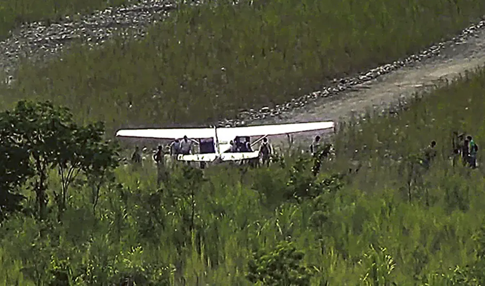 Protección. Señalan que Arévalo pagaba "cupos" a senderistas para proteger sus vuelos. Protección. Señalan que Arévalo pagaba "cupos" a senderistas para proteger sus vuelos.
