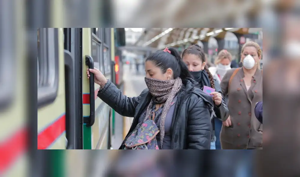 Quiénes pueden viajar en transporte público Argentina