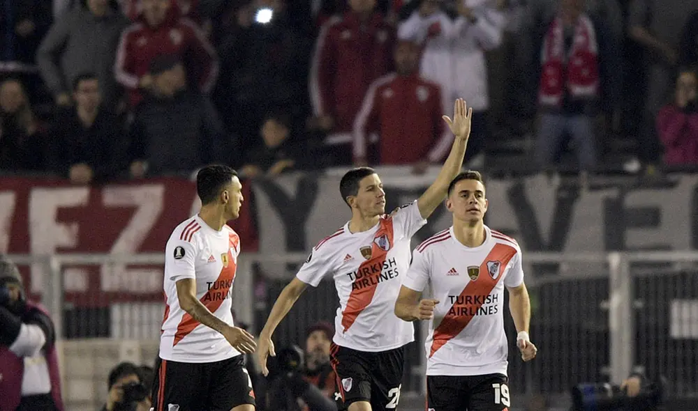 Nacho Fernández anotó el primero del encuentro. (Créditos: AFP)