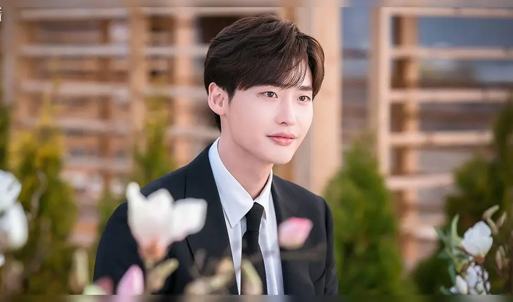 Lee Jong Suk en Romance is a bonus book. Foto: Han cinema