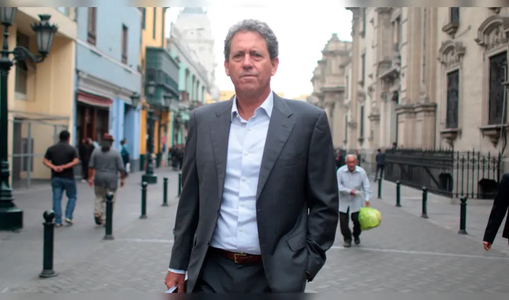 Alfredo Thorne seguirá siendo investigado por el fiscal Pedro Chávarry Alfredo Thorne seguirá siendo investigado por el fiscal Pedro Chávarry