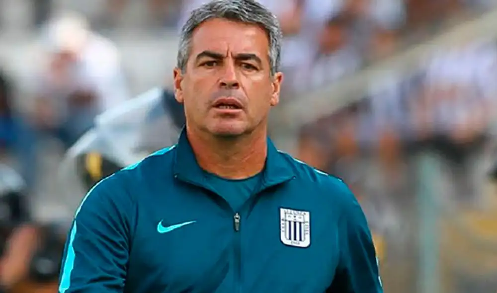 Pablo Bengoechea dirigió el entrenamiento de Alianza Lima con total normalidad. Foto: Difusión