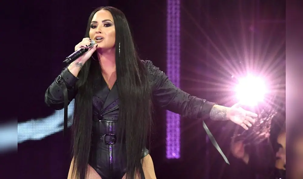 Demi Lovato muestra tatuaje en honor a su amigo muerto por sobredosis Demi Lovato muestra tatuaje en honor a su amigo muerto por sobredosis