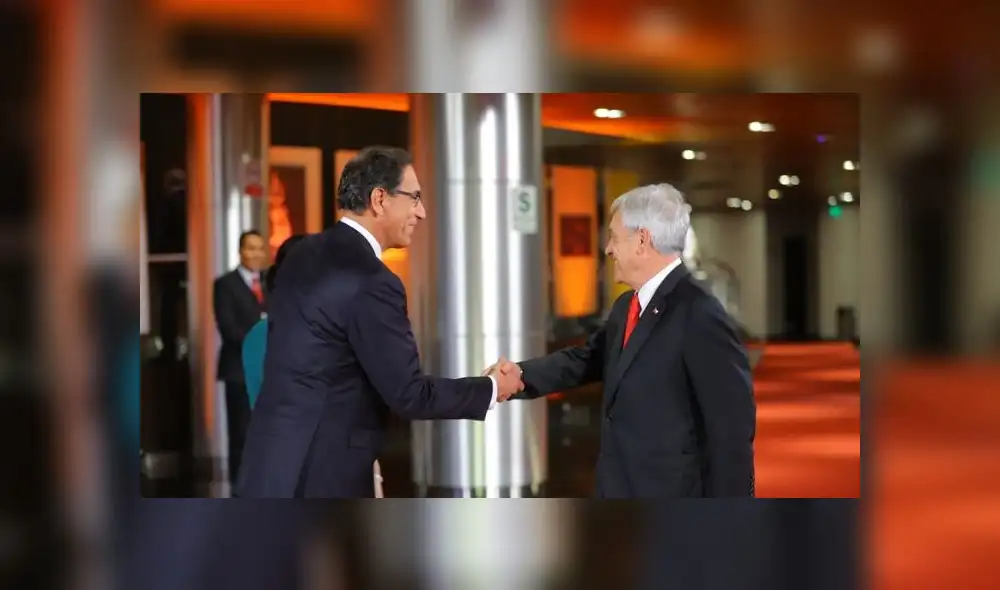 Martín Vizcarra y Sebastián Piñera en el II Gabinete Binacional Perú-Chile. Foto: referencial Martín Vizcarra y Sebastián Piñera en el II Gabinete Binacional Perú-Chile. Foto: referencial