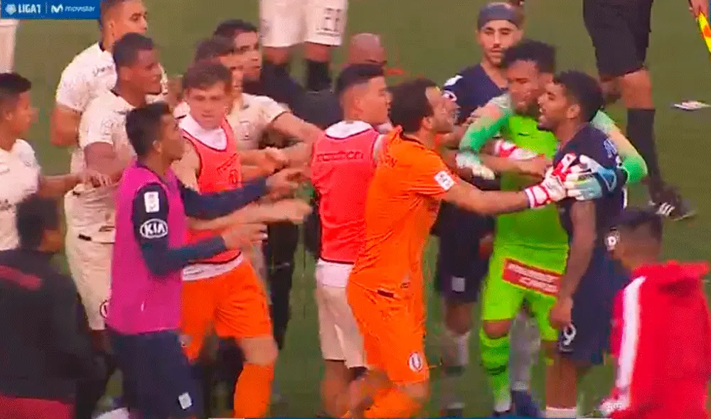 Balboa se encaró con los jugadores cremas. Créditos: Captura de tv