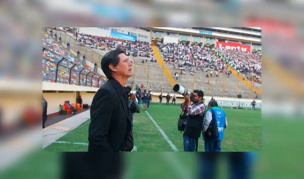 Comizzo pidió disculpas a los hinchas de Universitario por su salida del 2014 [VIDEO]