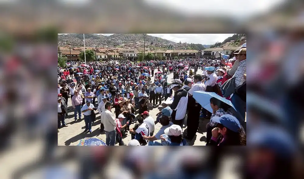 Docentes de Puno, Cusco y Tacna paralizan