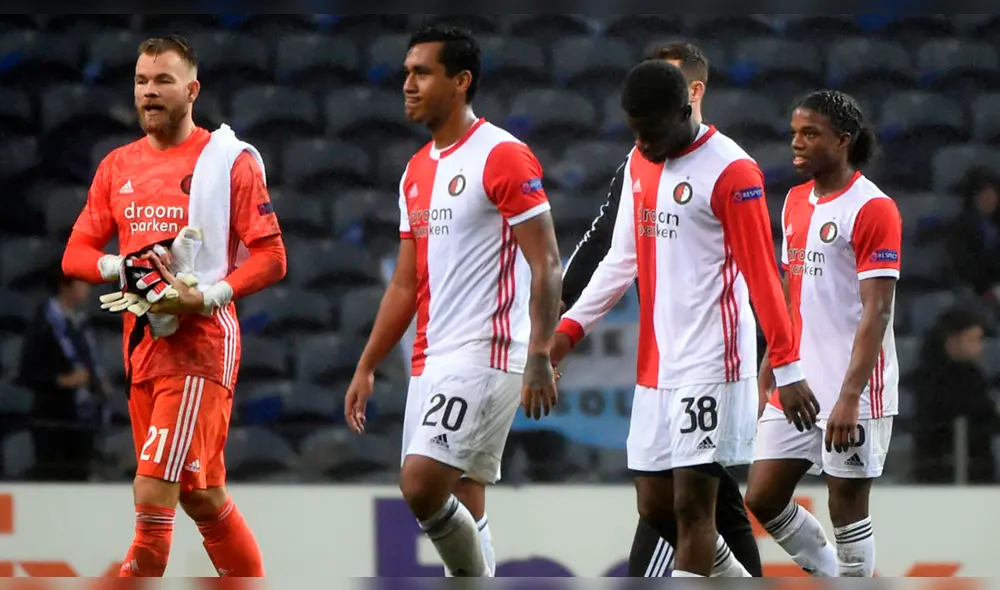 Renato Tapia es parte del la portada del Diario Olé por su acercamiento con Boca Juniors. Renato Tapia es parte del la portada del Diario Olé por su acercamiento con Boca Juniors.