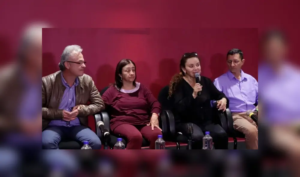Padres de estudiantes colombianos asesinados expresaron su dolor ante la prensa. (Foto: El Universal)