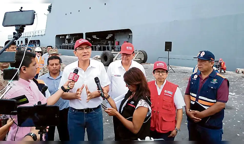 Desembarcan en el puerto de Ilo 500 toneladas de ayuda damnificados 
