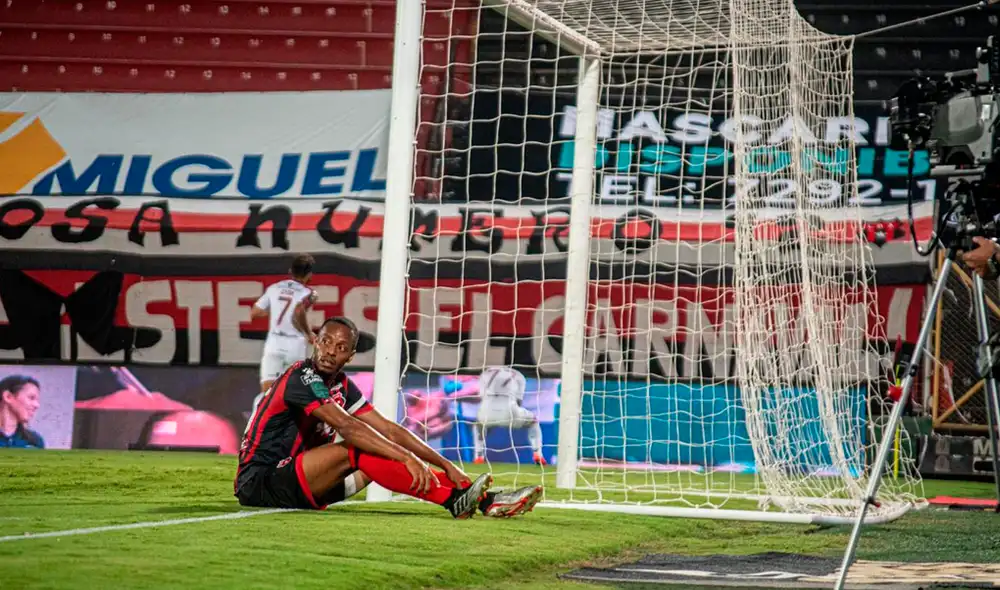 Alajuelense vs Saprissa EN VIVO por la primera final de la Liga Promerica. Foto: Twitter Saprissa Alajuelense vs Saprissa EN VIVO por la primera final de la Liga Promerica. Foto: Twitter Saprissa