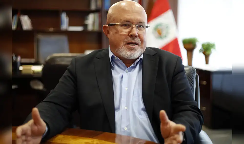 Bruce califica de "montesinista" pedido de Keiko Fujimori para investigar a Giuffra Bruce califica de "montesinista" pedido de Keiko Fujimori para investigar a Giuffra