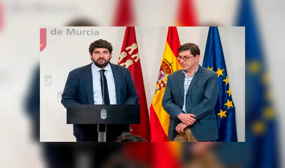 El presidente de Murcia, Fernando López Miras y el consejero de Salud, Manuel Villegas, en conferencia de prensa. El presidente de Murcia, Fernando López Miras y el consejero de Salud, Manuel Villegas, en conferencia de prensa.