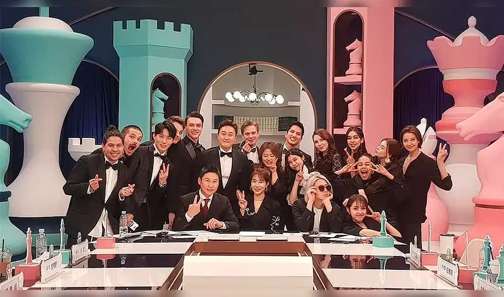 Heechul participa en el programa 7.7 Billion Love, junto a panelistas de diferentes países del mundo.
