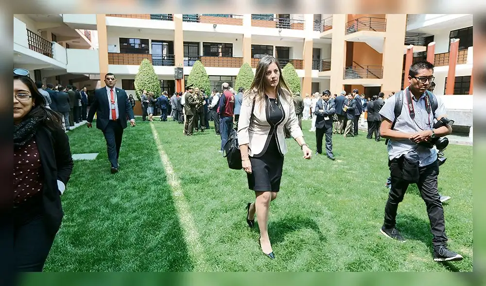 Parlamentarios a favor de que el Congreso investigue gestión de Yamila Osorio Parlamentarios a favor de que el Congreso investigue gestión de Yamila Osorio