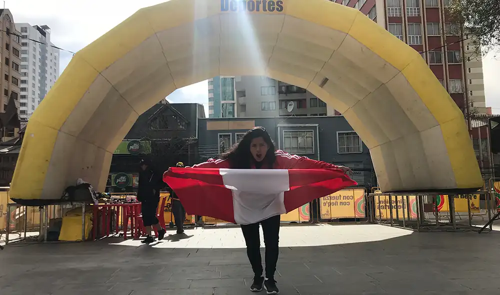 Mishell Loli: de practicar freestyle fútbol en los semáforos a representar al Perú en el torneo más importante. Foto: @moonchildvisual Mishell Loli: de practicar freestyle fútbol en los semáforos a representar al Perú en el torneo más importante. Foto: @moonchildvisual
