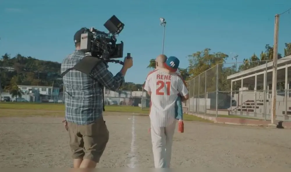 El intérprete puertorriqueño reveló por qué incluyó a su hijo en el material luego de mantener su identidad en secreto por muchos años. (Foto: Captura)