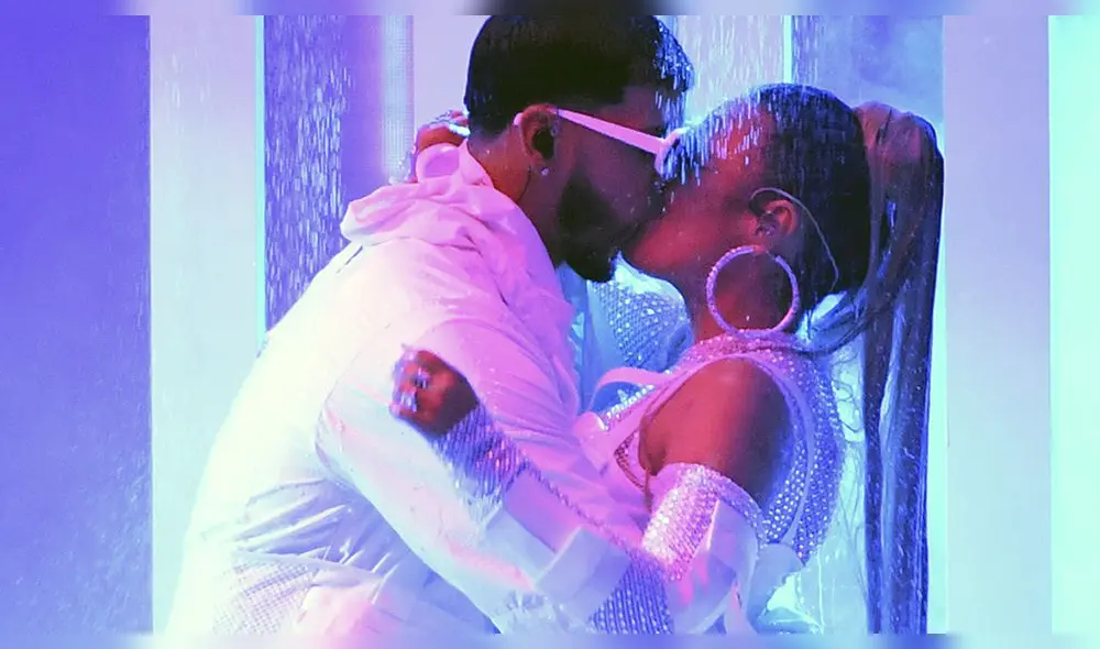 Karol G y Anuel AA despiertan pasiones con atrevido baile en los Latin Billboard 