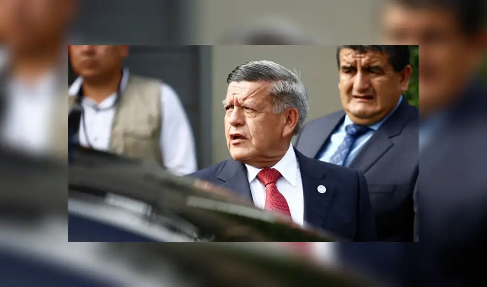César Acuña es citado en España para rendir declaración por plagio de tesis