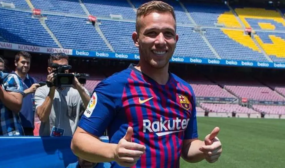 Arthur Melo juega en Barcelona desde julio 2018. Arthur Melo juega en Barcelona desde julio 2018.
