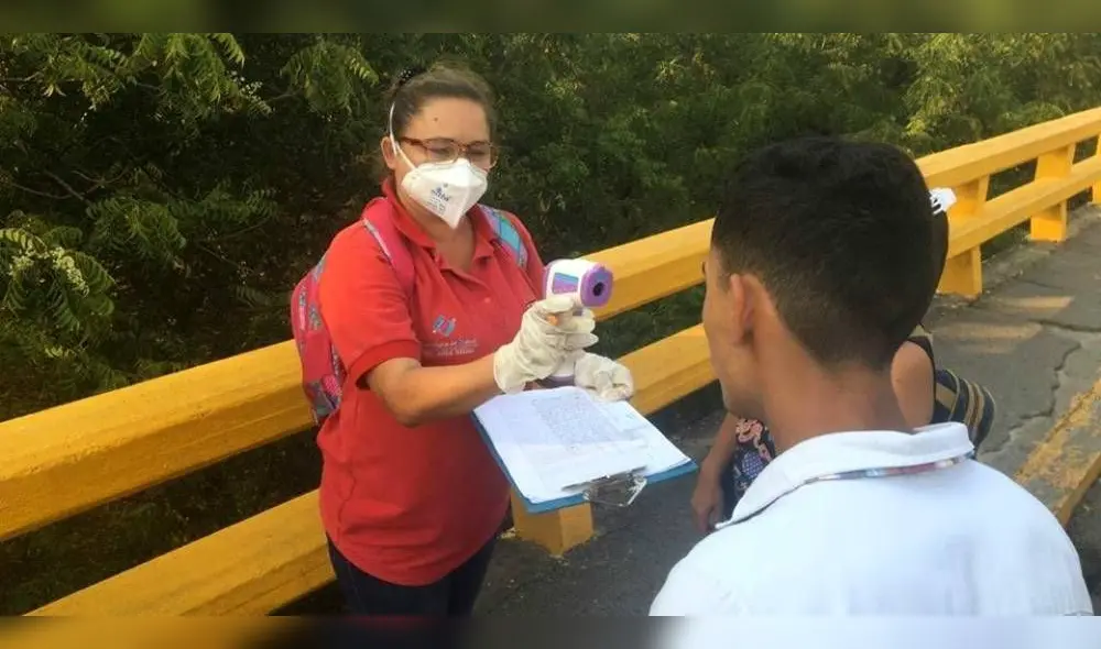 El pico y cédula en Colombia sirve para evitar aglomeraciones en supermercados, entidades financieras, entre otros. (Foto: Revista Semana)