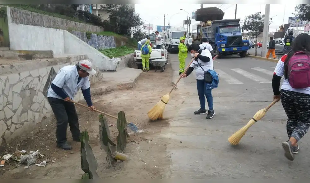 Comas: realizan limpieza para recuperar espacios públicos