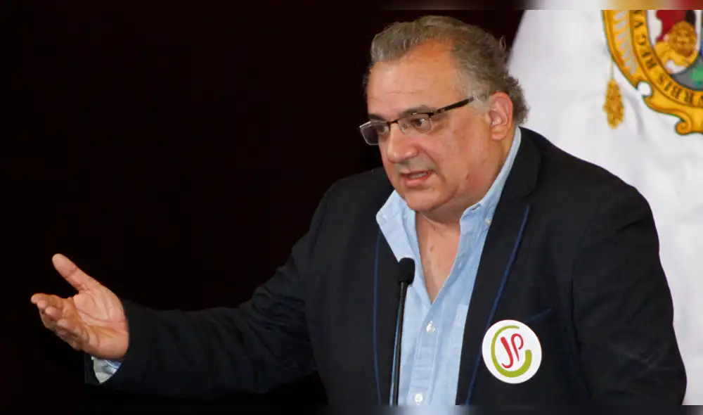 Guerra García visitó la PCM para reunirse con premier Del Solar