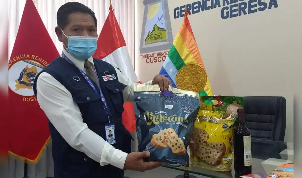 Funcionario de Digesa recomendó a tener mucho cuidado en las compras. Foto Luis Álvarez URPI LR