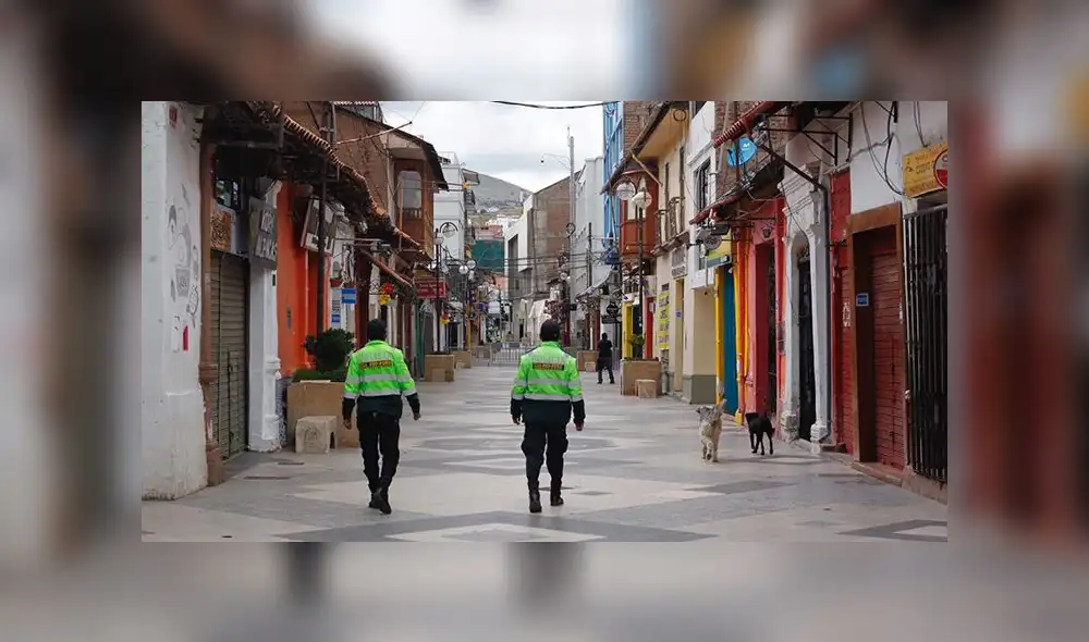 detenidos. Policías fueron intervenidos por pedir dinero. detenidos. Policías fueron intervenidos por pedir dinero.