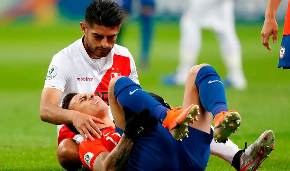 Carlos Zambrano criticó a periodistas chilenos por subestimar a selección peruana previo a las Eliminatorias. | Foto: EFE