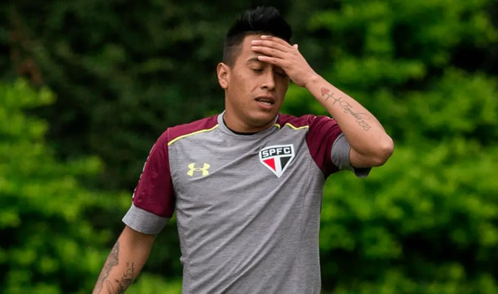 Cafú se refiere al presente de Christian Cueva con contundente frase. Cafú se refiere al presente de Christian Cueva con contundente frase.