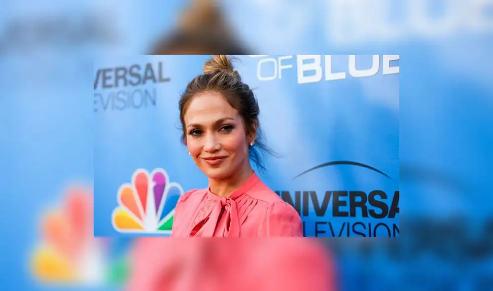 Captan a Jennifer López sin ropa interior en grabación de videoclip [FOTOS]