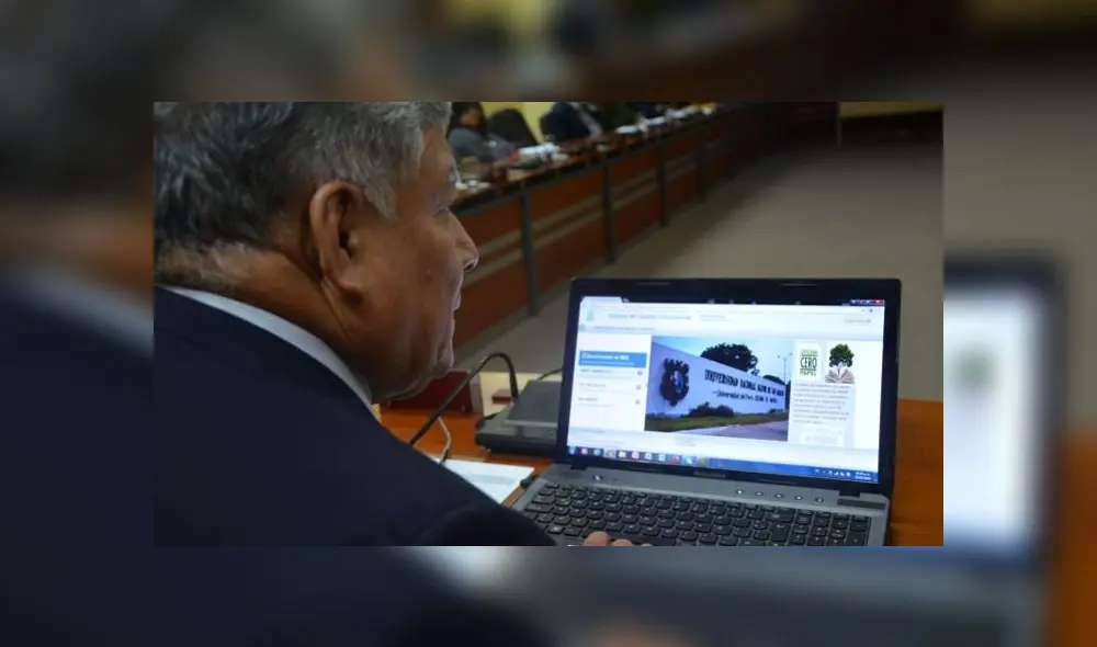 Diplomas de bachiller y títulos profesionales virtuales. Fuente: UNMSM Diplomas de bachiller y títulos profesionales virtuales. Fuente: UNMSM