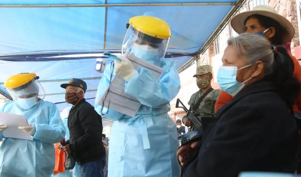 Control médico tuvo buena acogida en Tayabamba y Llacuabamba. Foto Prensa GORE.