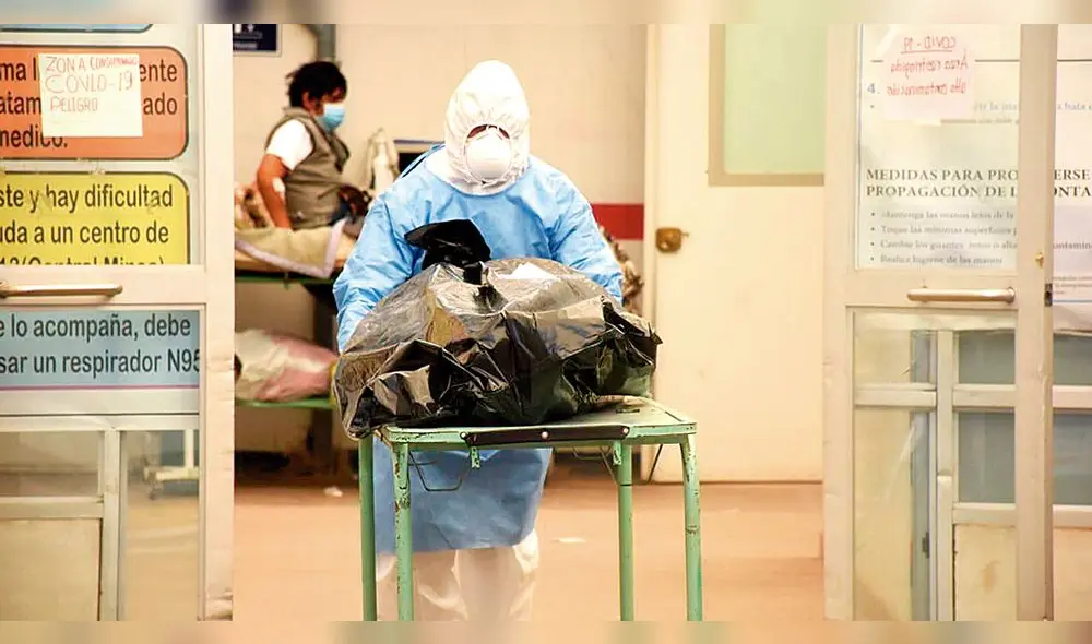 DÍAS DE MUERTE. Así sacaron ayer cadáver en hospital Lorena. DÍAS DE MUERTE. Así sacaron ayer cadáver en hospital Lorena.