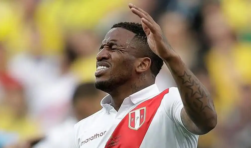 Jefferson Farfán no se recuperó de la lesión a la rodilla izquierda. Foto: EFE