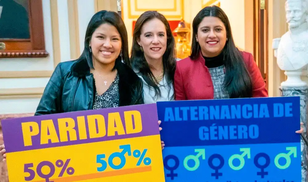 Marisa Glave se mostró feliz de que se haya aprobado proyecto de paridad y alternancia. Foto: Difusión Marisa Glave se mostró feliz de que se haya aprobado proyecto de paridad y alternancia. Foto: Difusión