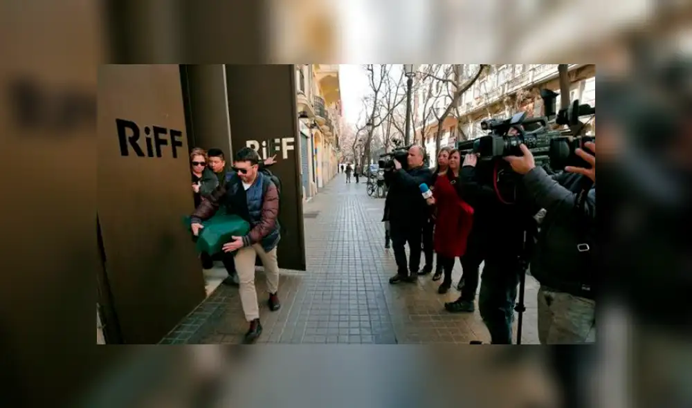 España: una mujer fallece y 18 personas se intoxican tras comer en restaurante de lujo España: una mujer fallece y 18 personas se intoxican tras comer en restaurante de lujo