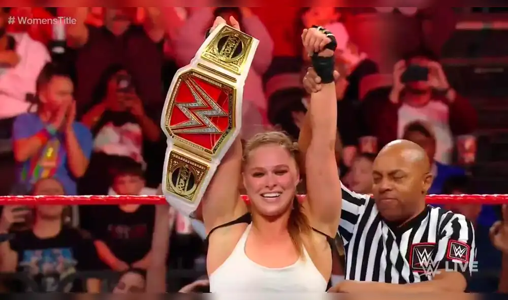 WWE RAW en español: Ronda Rousey cerró el show reteniendo su título femenino