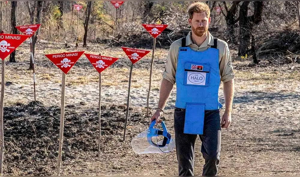 Príncipe Harry conoce a sobreviviente de minas que conversó con Lady Di