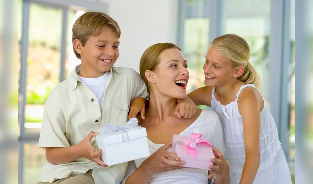 Revisa la lista de los mejores regalos para hacer a mamá en el Día de la Madre en cuarentena. Foto: Internet.