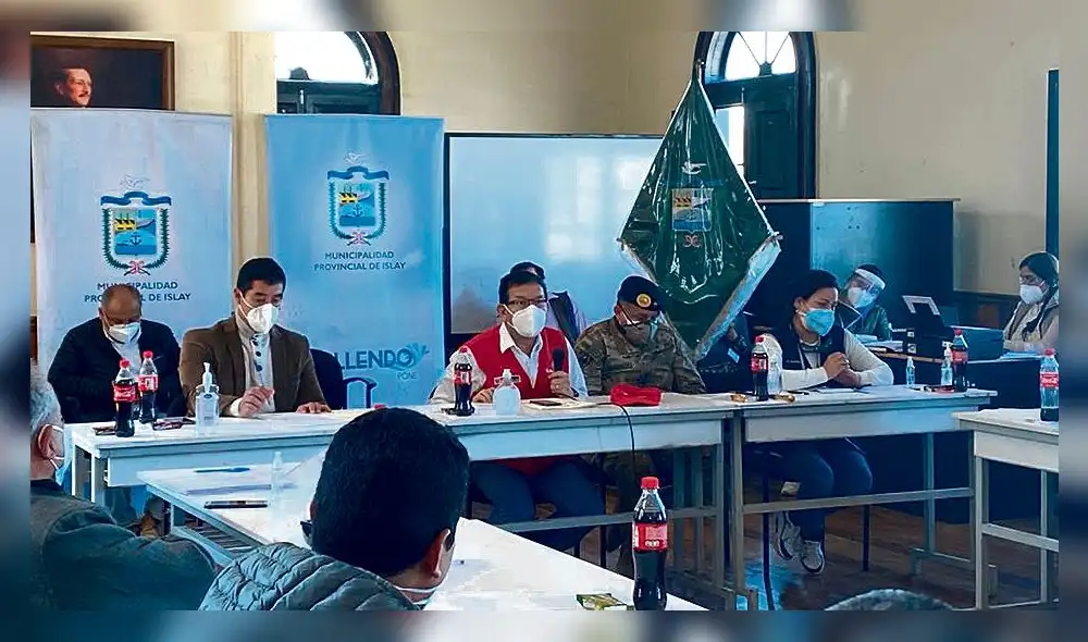 Ministro estuvo en reunión. Ministro estuvo en reunión.