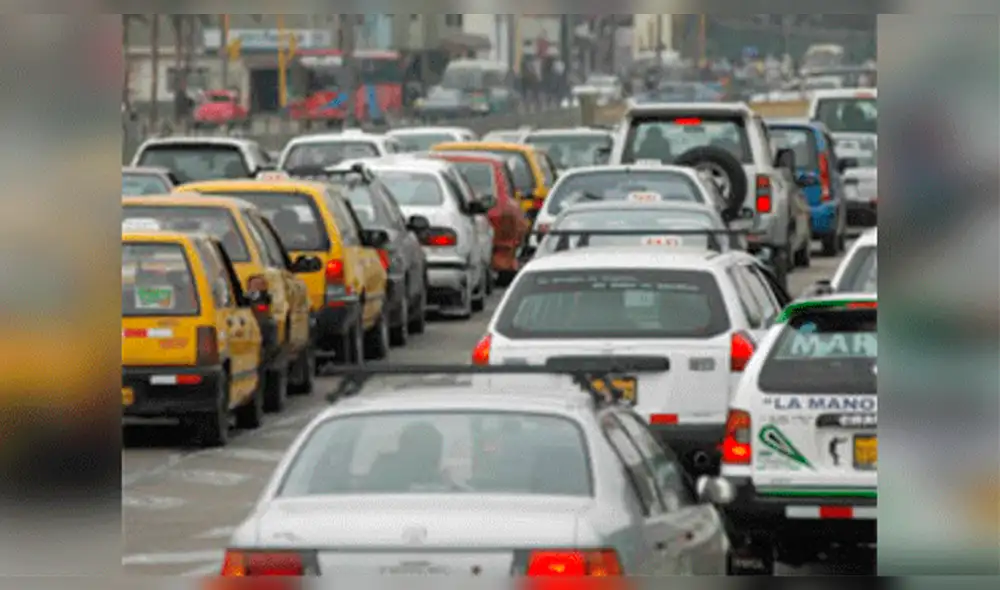Tráfico vehicular en Lima hace perder hasta 12 años de vida 