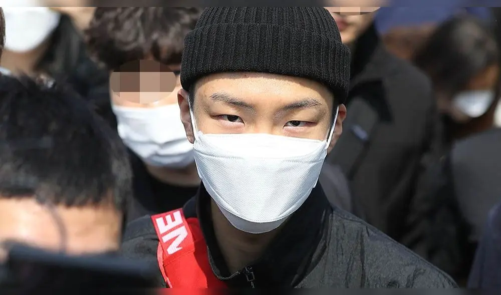 Desliza para ver más fotos de Lee Seung Hoon iniciando con su servicio militar obligatorio.